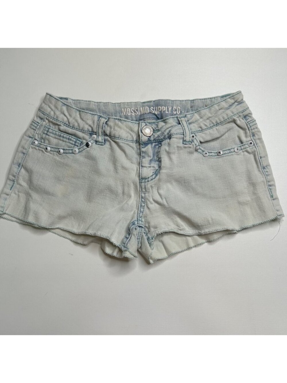 #960 Mossimo Supply Co Womens Size 5 Light Wash Denim Shorts W/ Studded Pockets